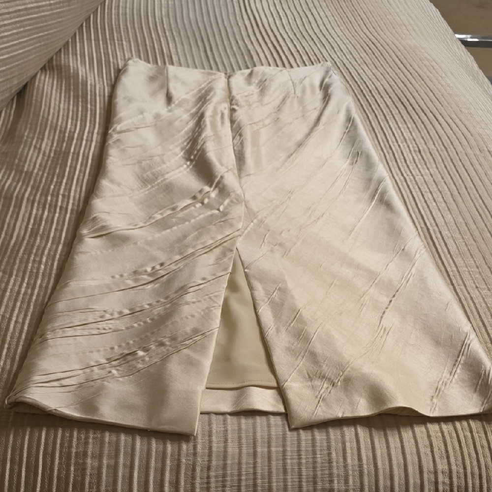 Sportmax Elegant Textured Beige Pencil Skirt - Picture 10 of 16